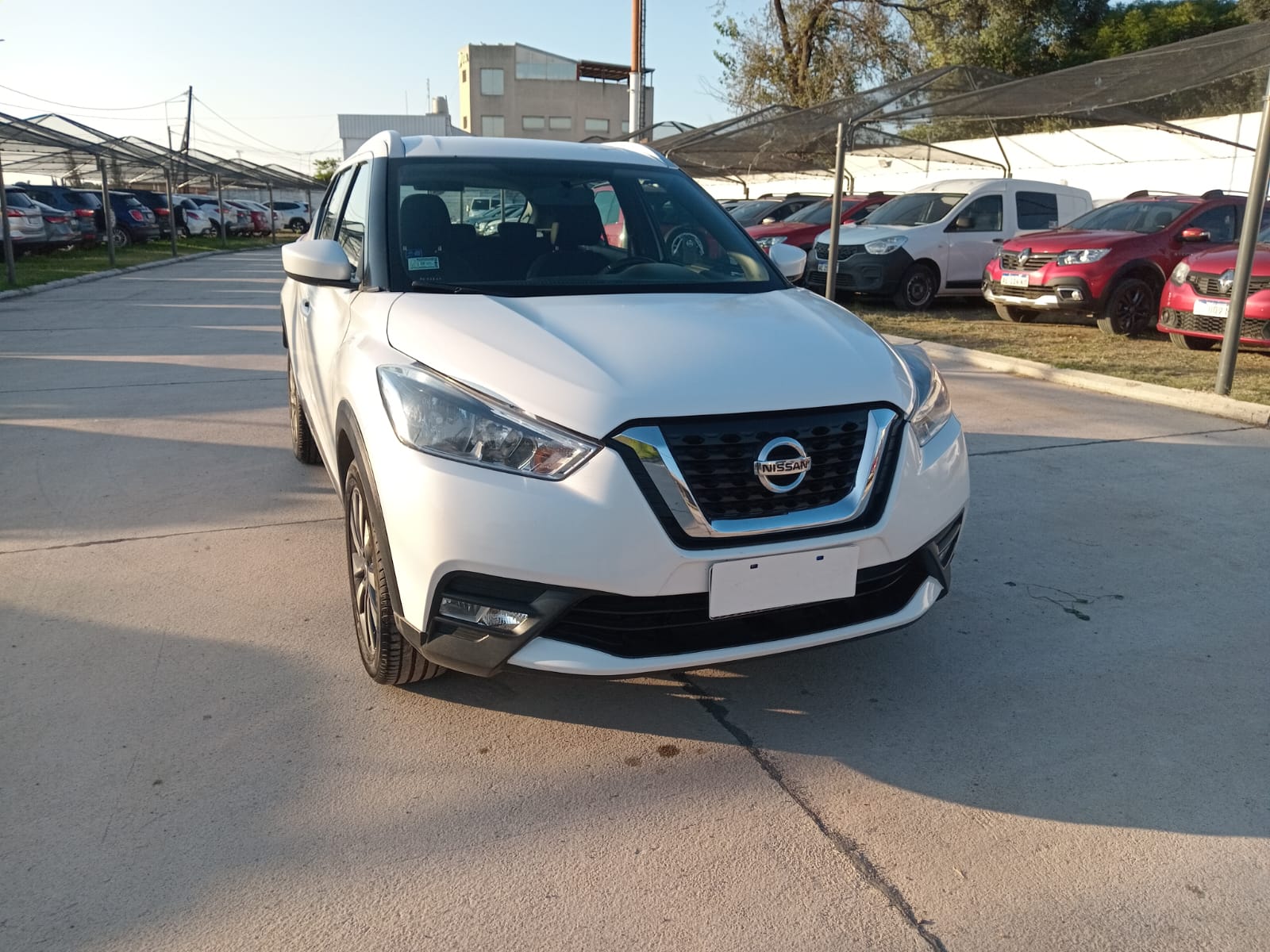 NISSAN KICKS